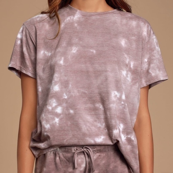Lulu’s Cozy Livin' Mauve Purple Tie-Dye Tee Size Medium NWT - Picture 3 of 11